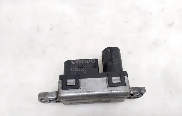 Volvo S60 Glow plug pre-heat relay 31459300