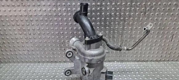 Mercedes-Benz C W205 Water pump S26378949 A2742000207
