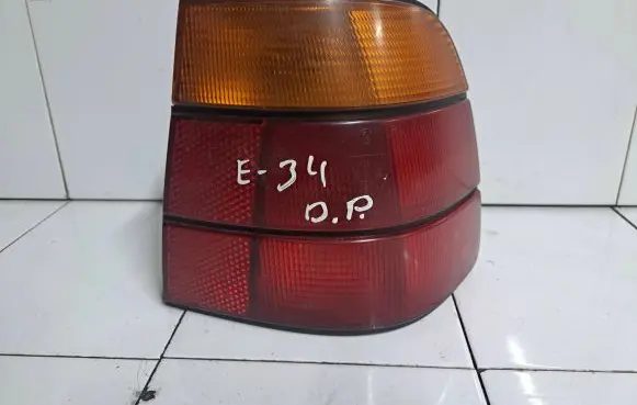 BMW 5 E34 Rear/tail lights 63274