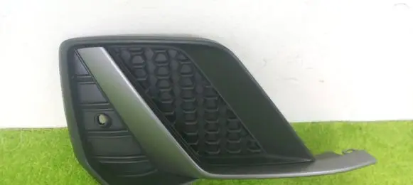 Audi A1 Front bumper lower grill 82A807682D 82A807926A 807718