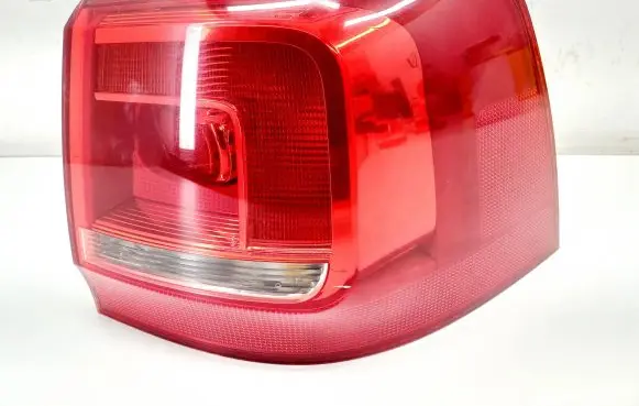 Volkswagen Sharan Rear/tail lights 7N0945096G