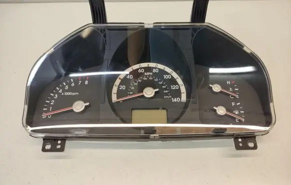 KIA Sportage Speedometer (instrument cluster) 940011F201