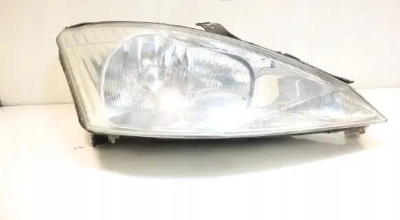 Ford Focus Headlight/headlamp