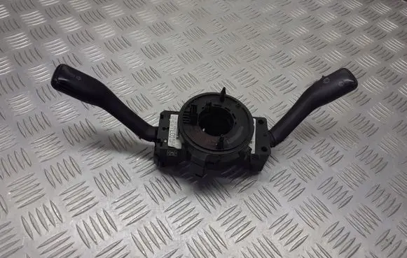 Skoda Fabia Mk1 (6Y) Headlight wiper switch 6L0953513G
