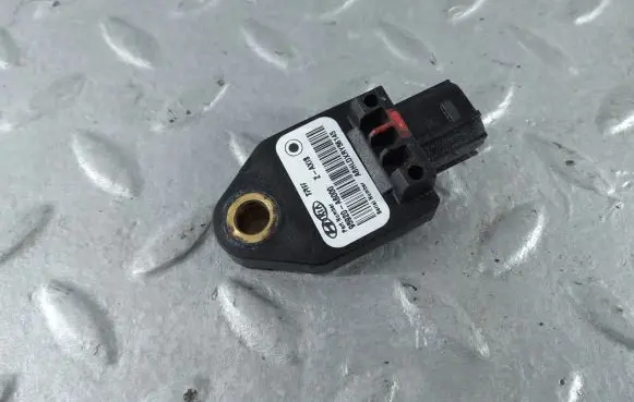 KIA Ceed Airbag deployment crash/impact sensor 95920A6000