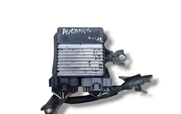 Toyota Avensis T250 Fuel injection control unit/module 131000-1331 89871-71010