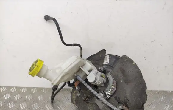 Peugeot 208 Brake booster 9805057980
