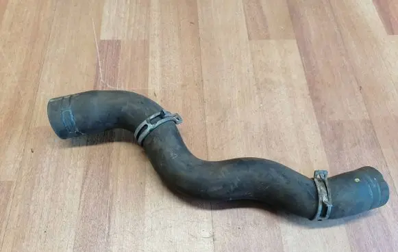 Peugeot 407 Engine coolant pipe/hose 1343GR
