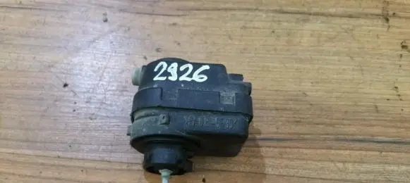 Peugeot 406 Headlight level adjustment motor 