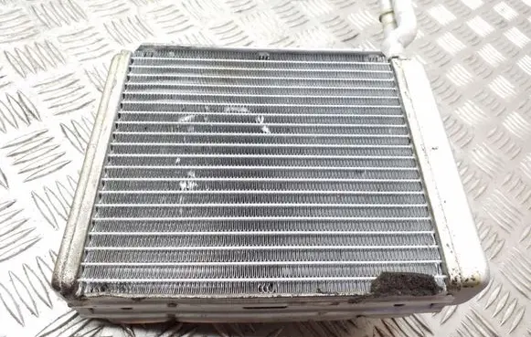 Ford Focus Heater blower radiator