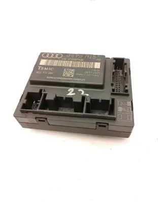 Audi Q7 4L Door control unit/module 4F0959792B 4F0910793B