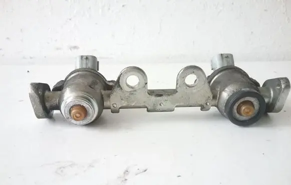 Subaru Impreza I Fuel main line pipe 17523AA350 A46702R70