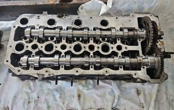 Land Rover Range Rover Sport L320 Engine head PM6H4O IMPRK1557245