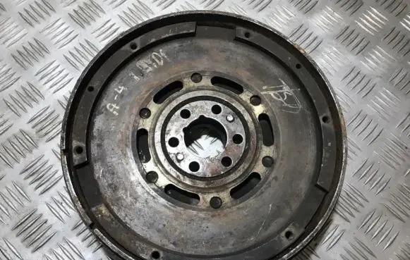 Audi A6 S6 C5 4B Flywheel
