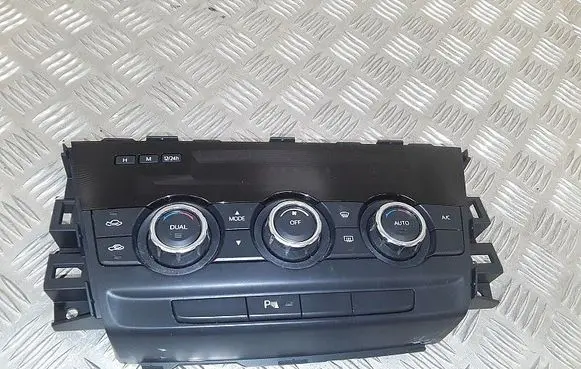 Mazda 6 Climate control unit K4000
