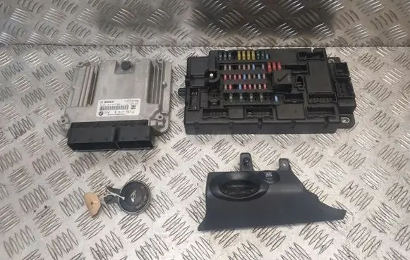 Mini One - Cooper Coupe R56 Engine ECU kit and lock set 519480G01