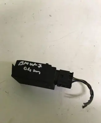 BMW 7 E65 E66 Coolant fan relay 64118391470 110187 00612000462250