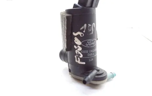 Ford Focus Windscreen/windshield washer pump D00LA 93BB17K624BA