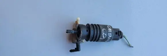 Porsche Cayenne (9PA) Windscreen/windshield washer pump