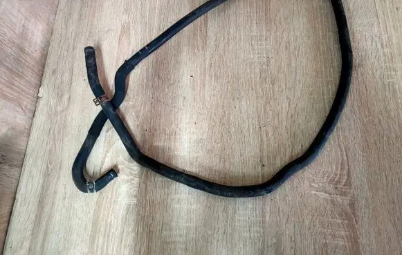 Ford Focus Engine coolant pipe/hose