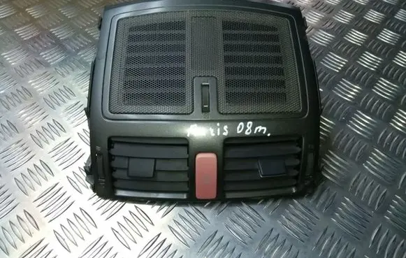 Toyota Auris 150 Dash center air vent grill