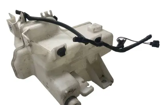 Mazda CX-5 Windshield washer fluid reservoir/tank KD4567480