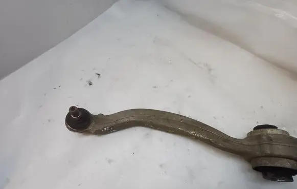 Mercedes-Benz C W204 Front lower control arm/wishbone 20445FI