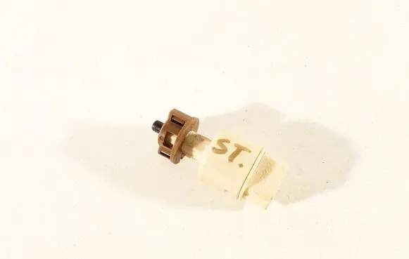 Toyota Corolla Verso AR10 Brake pedal sensor switch 2701A62