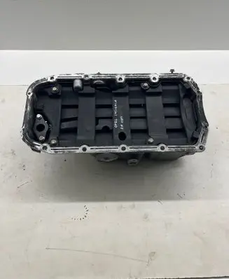 Opel Insignia A Oil sump 55567087