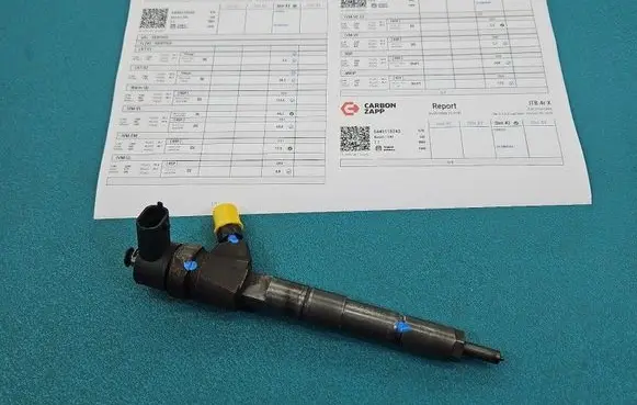 Opel Zafira B Fuel injector 0445110243 IMPRK1598592