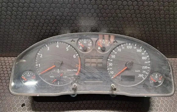Audi A6 S6 C5 4B Speedometer (instrument cluster) 4B0919860LX 110208806012