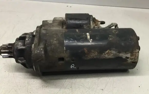 Volkswagen Sharan Starter motor 02M911023