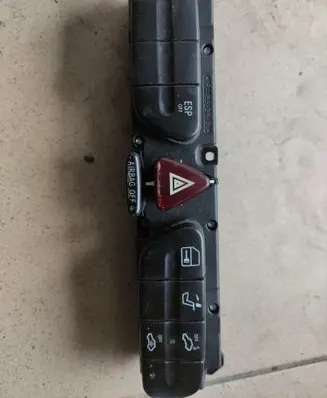 Mercedes-Benz C W203 Hazard light switch 3306170100 248708001 2038209310