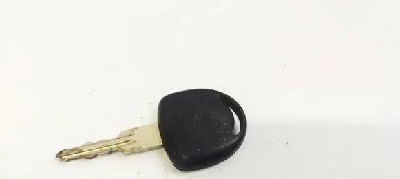 Opel Zafira A Ignition key/card 