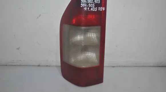 Mercedes-Benz Sprinter W901 W902 W903 W904 Rear/tail lights