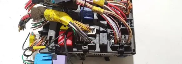 Renault Laguna II Fuse box set 8200190274 32881331