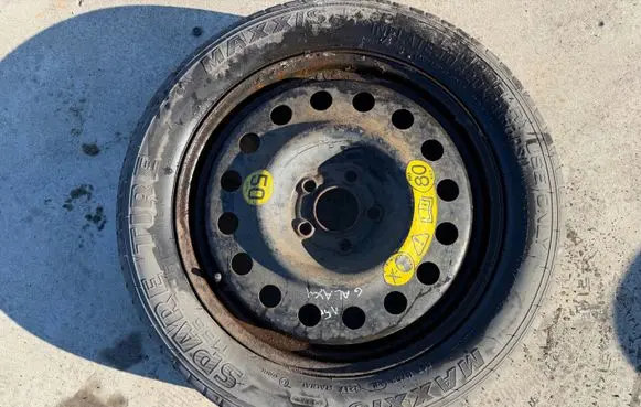 Ford Galaxy R17 spare wheel 