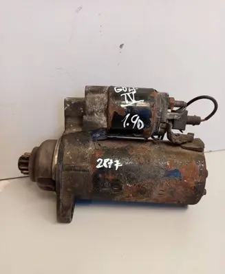 Volkswagen Golf IV Starter motor 