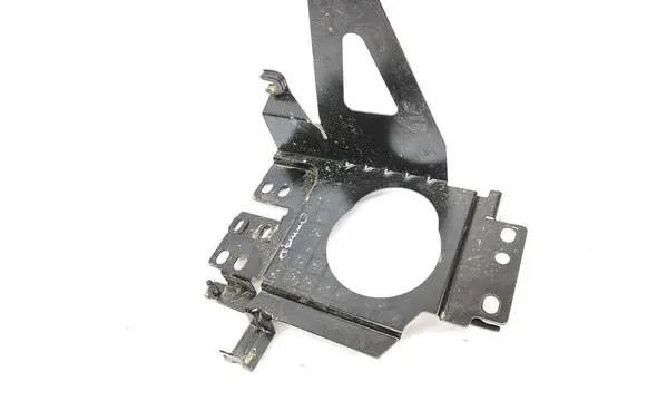 Battery bracket