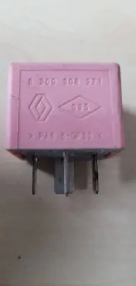 Opel Vivaro Other relay 8200308271