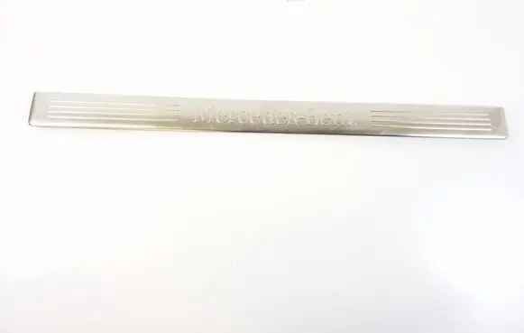 Mercedes-Benz E W212 Front sill trim cover A2126860936