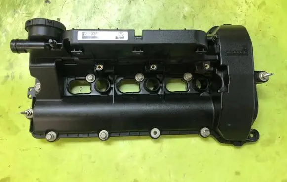 Jaguar XJ X351 Rocker cam cover DX23-6P036