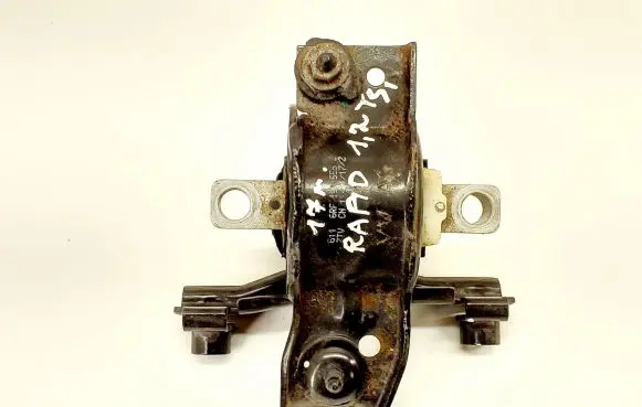 Skoda Rapid (120G, 130G, 135G) Engine mount bracket 6RF199555