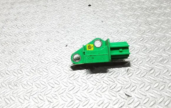 Volkswagen Golf V Airbag deployment crash/impact sensor 1K0909606C