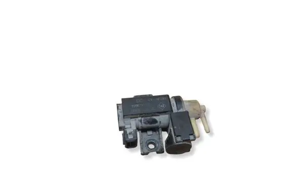 Nissan Qashqai Turbo solenoid valve 8200790180 70181405 14T261