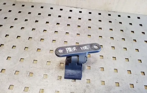 BMW 5 F10 F11 Front door upper hinge 7185618