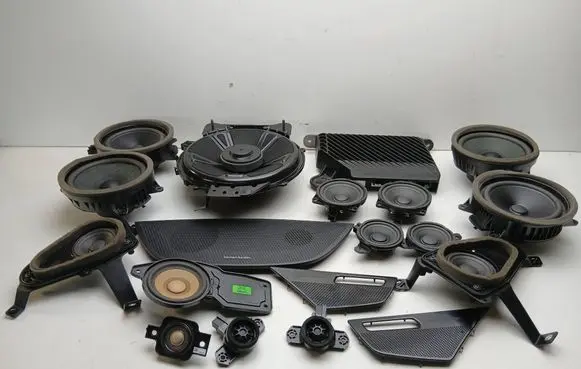 Volvo XC90 Audio system kit 32265527 31456258 31489120