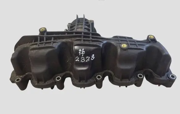 Audi A1 Intake manifold 03L129711