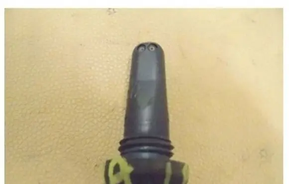 Toyota Dyna U100 Y100 Windshield washer spray nozzle 