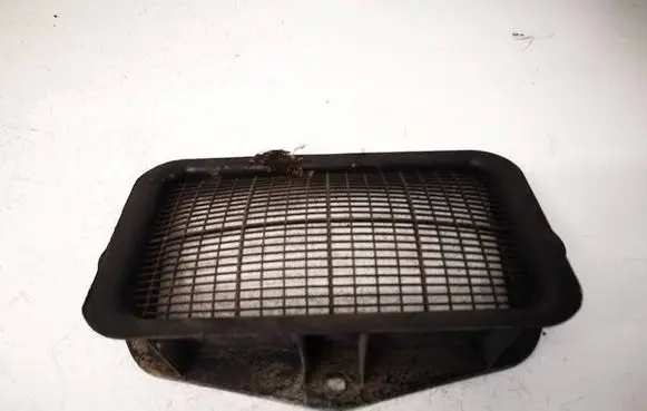 Volkswagen Touran I Air intake duct part 1K0815479